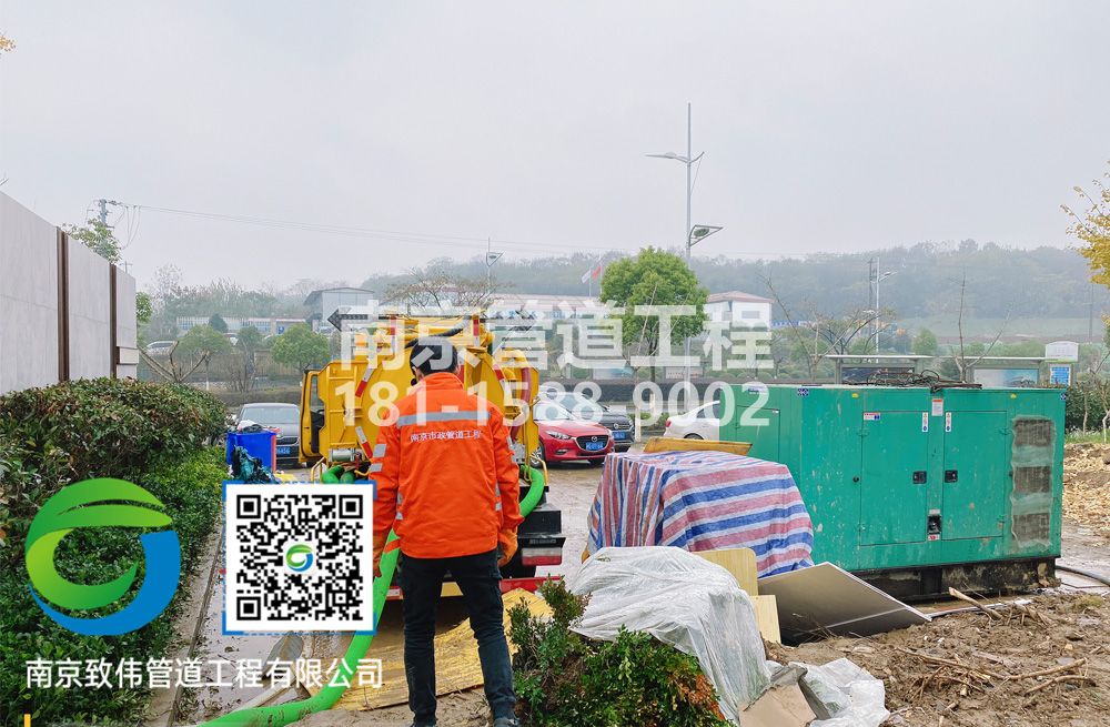 303花园村售楼部抽粪